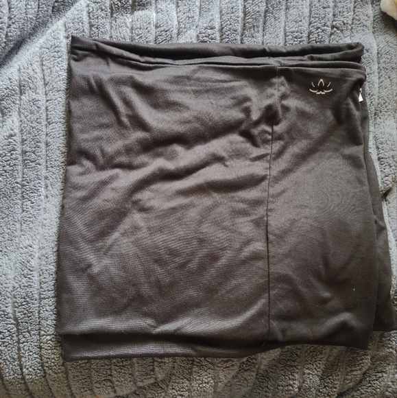 NWT Beyond yoga infinity scarf - Picture 6 of 8